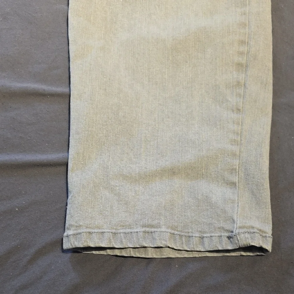 Ruby Rd. Women's Straight Leg Pants in Light Gray